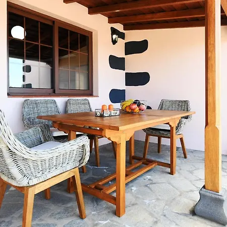 Casa La Castellana Holiday home *